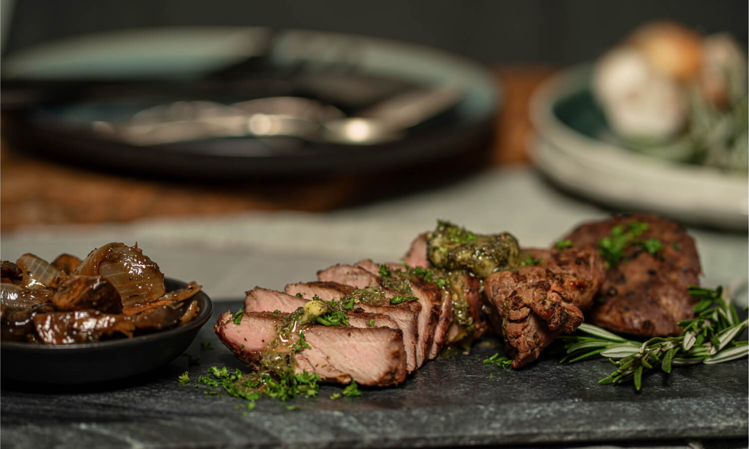 Pepper Crust Rump Steak with Roasted Sweet Potato Mash 350g